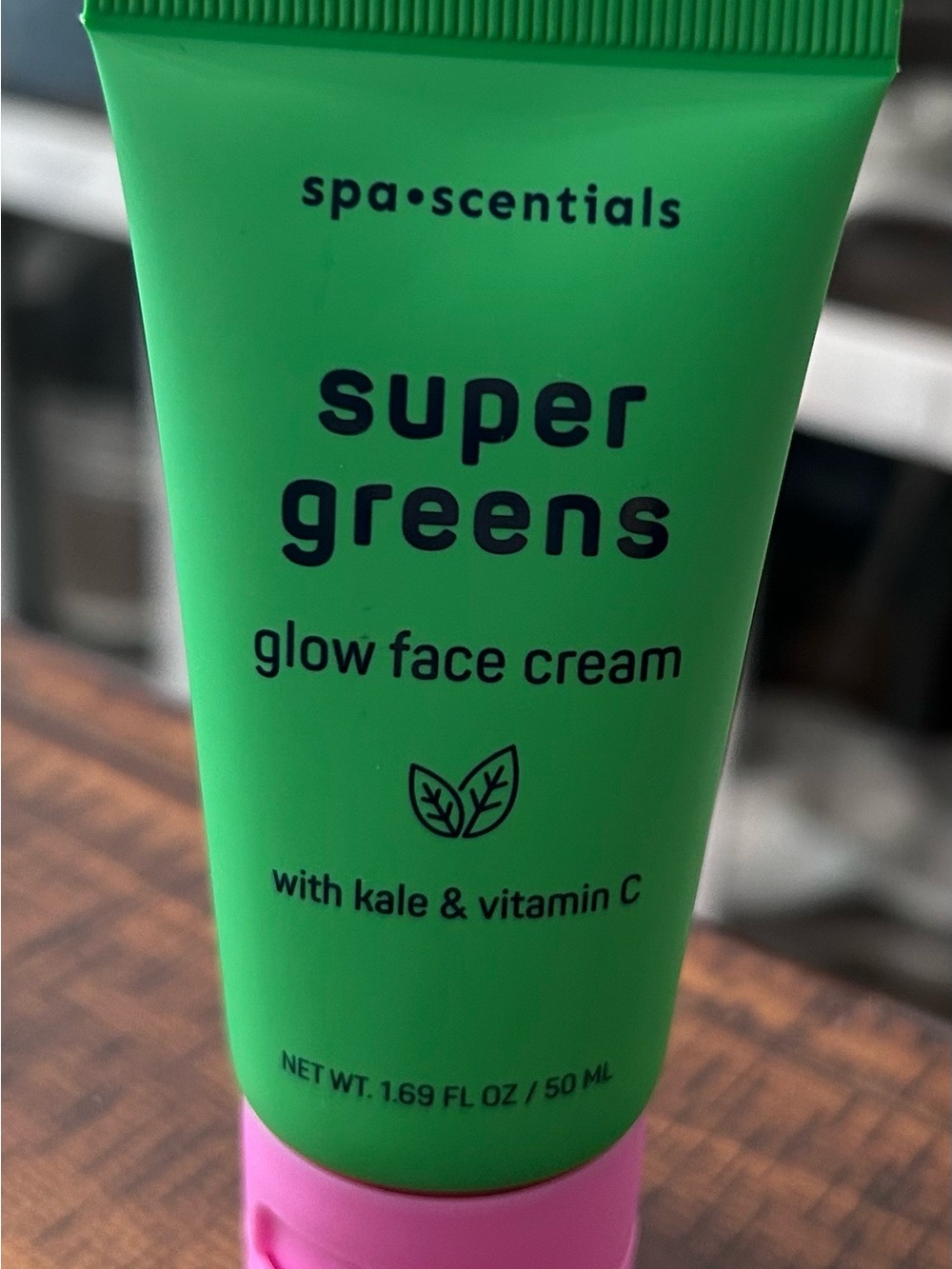 Spa•scentials Super Greens Glow Face Moisturizer Cream Kale Vitamin